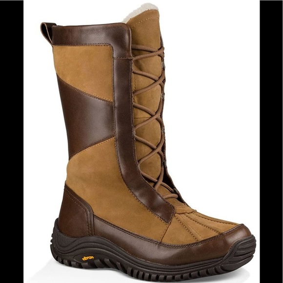 UGG Australia Women's Mixon Waterproof Snow Boots Size 5 - Picture 1 of 10